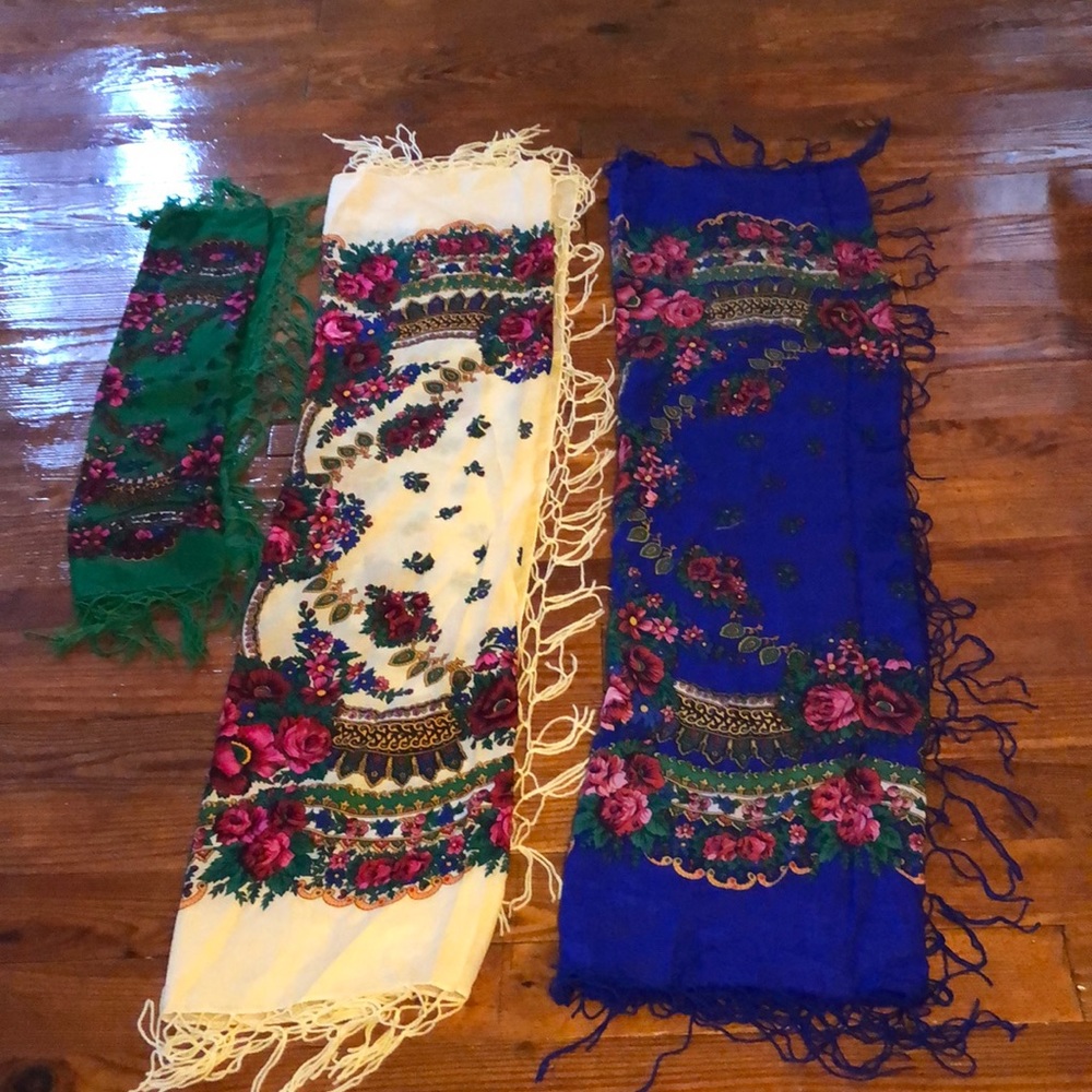 Polish Folk Scarve ONLY green is left!!